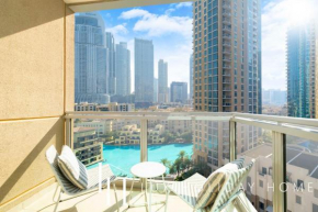 LUX The Stunning Fountain View Suite